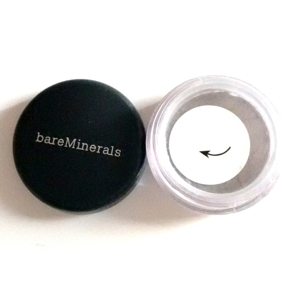 🆕bareMinerals Eyeshadow in color Violetta - Picture 2 of 3